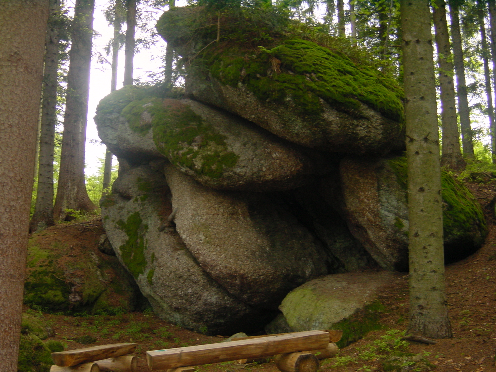 Steine am Tauweg